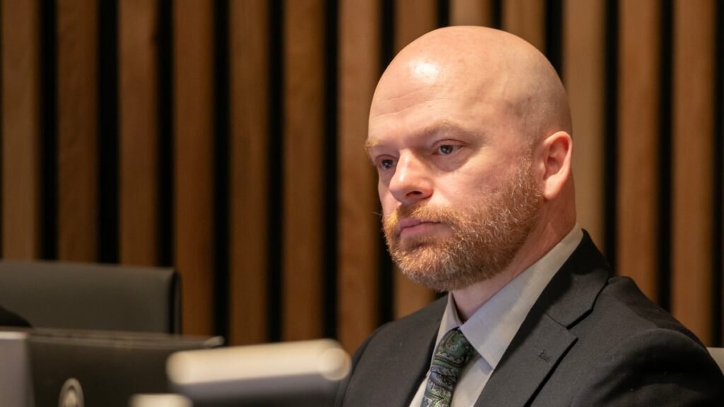 Portland councilor urges service members to decline military deployment