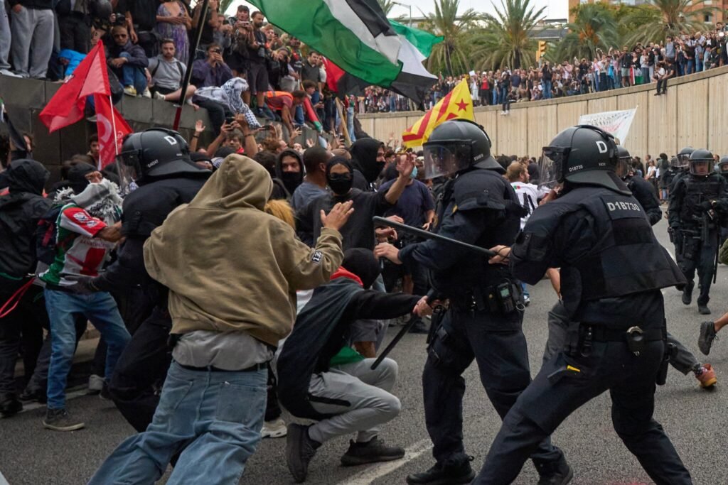 Cities erupt in protests against israel's flotilla interception