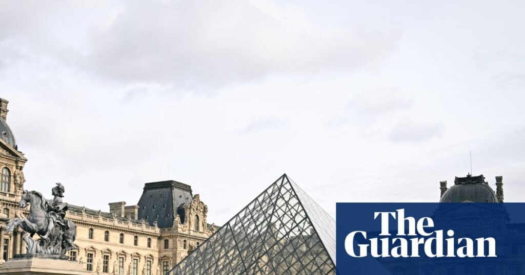 Louvre's bold comeback: broken window becomes tourist attraction after jewel