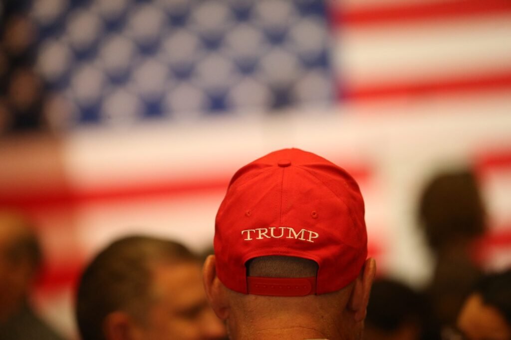 De La Cruz Shifts Focus: Prioritizing Constituents Over Trump