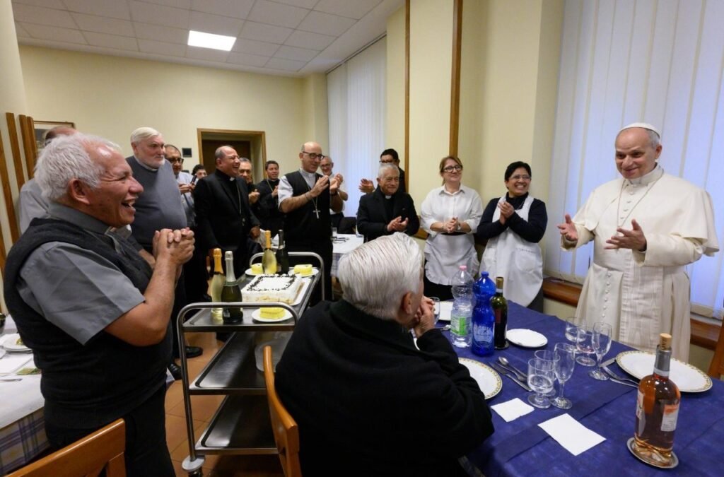 Pope Surprises Peruvian Bishops with Lunch Gathering