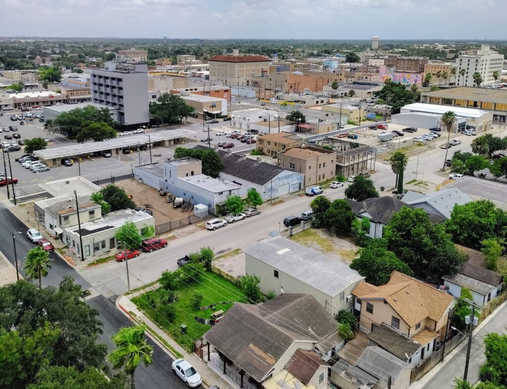 Border Rhetoric’s Impact: Popularity Remains Steady Border Rhetoric's Impact: Popularity Remains Steady