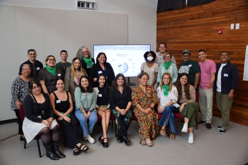 Connecting Communities and Closing Divides Connecting Communities and Closing Divides