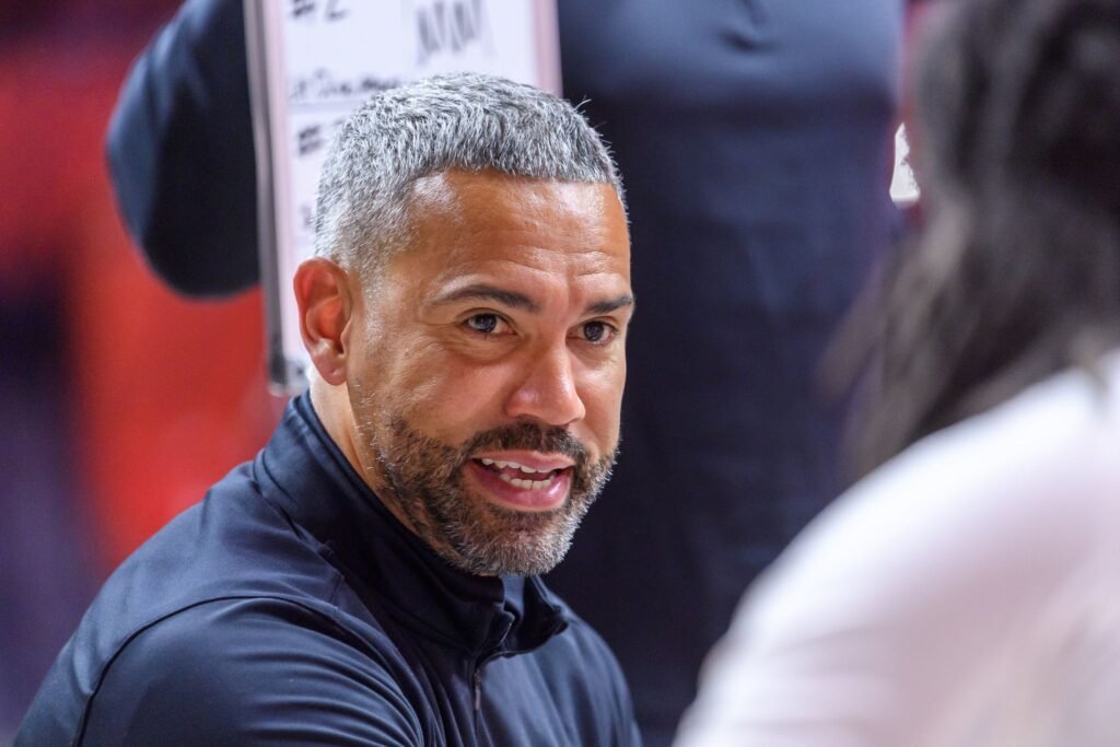 Kahil Fennell Leads Western Michigan Out of the Struggle Kahil Fennell Leads Western Michigan Out of the Struggle